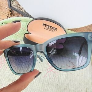 MARC HUNTER MENS NEW MATTE NAVY SUNGLASSES W/BONUS CASE